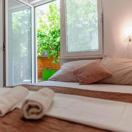 Le Ek Cozy - Two Bedroom 2